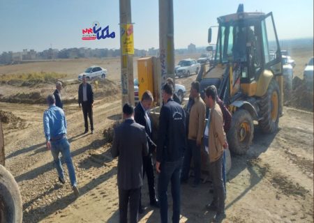 بازدید میدانی فرماندار ملکان از روند عملیات اجرایی جاده مبارکشهر
