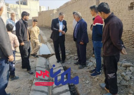 تأکید فرماندار ملکان بر رعایت استانداردهای فنی در جدول‌گذاری و عقب‌کشی معابر روستای قره چال