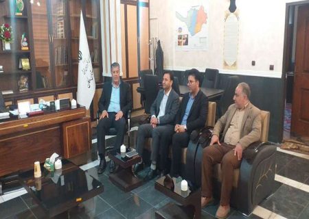 ارزیابی چالش‌های ثبت احوال شهرستان ملکان در جلسه هم‌اندیشی فرماندار و مدیرکل ثبت احوال