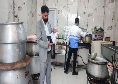 ادامه بازرسی های مشترک تیم بهداشت محیط و تعزیرات حکومتی در شهر ملکان