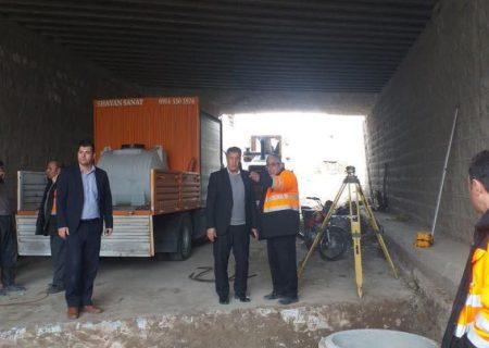 عملیات زیرسازی زیرگذر آروق با نظارت فرماندار ملکان