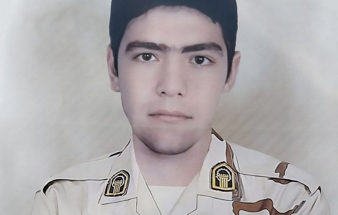 تشییع پیکر شهید مدافع امنیت وطن استوار یکم مبین مولایی در ملکان برگزار شد