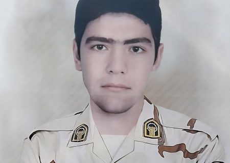 تشییع پیکر شهید مدافع امنیت وطن استوار یکم مبین مولایی در ملکان برگزار شد