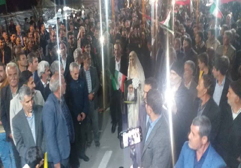 جشن ازدواج زوج جوان ملکانی در میان اجتماع پرشور مردمی برگزار شد